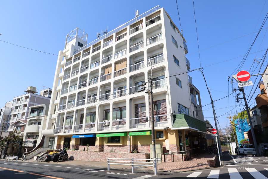 都立大フラワーホームの外観(北東側から)