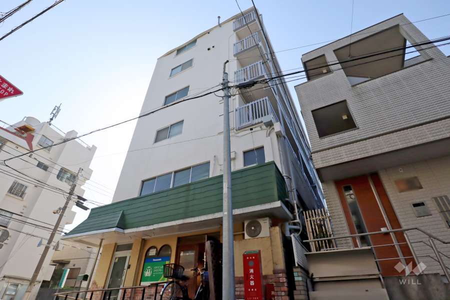 都立大フラワーホームの外観(北西側から)