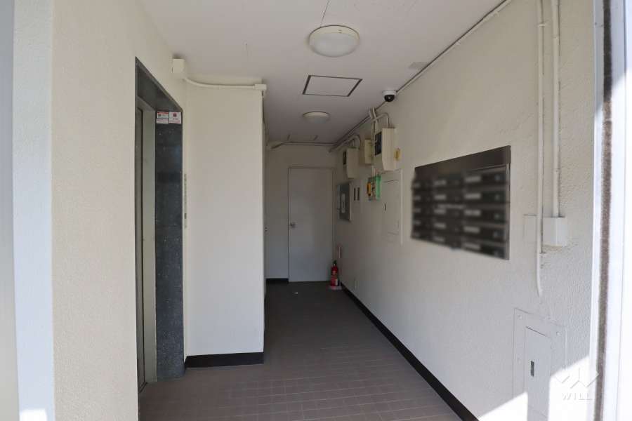 エントランスホール