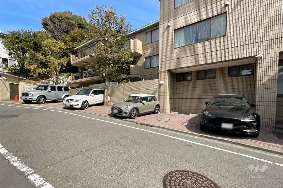 敷地内駐車場（屋外平面式）