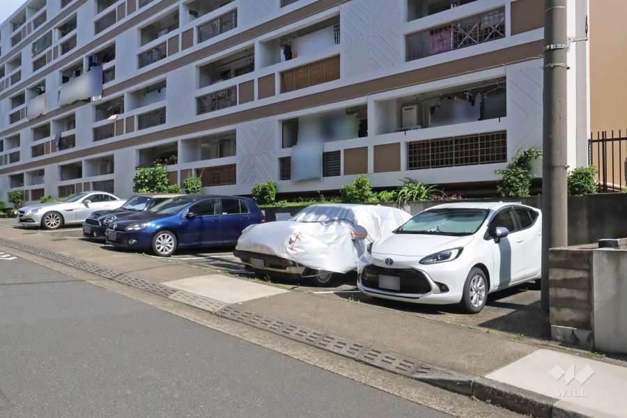 敷地内駐車場（屋外平面式）