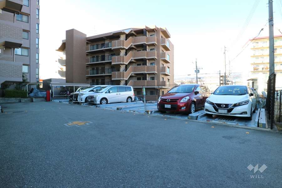 敷地内駐車場（屋外機械式）