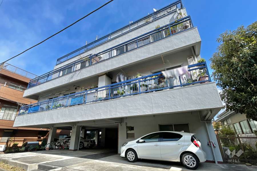 祐天寺フラットの外観（西側から）