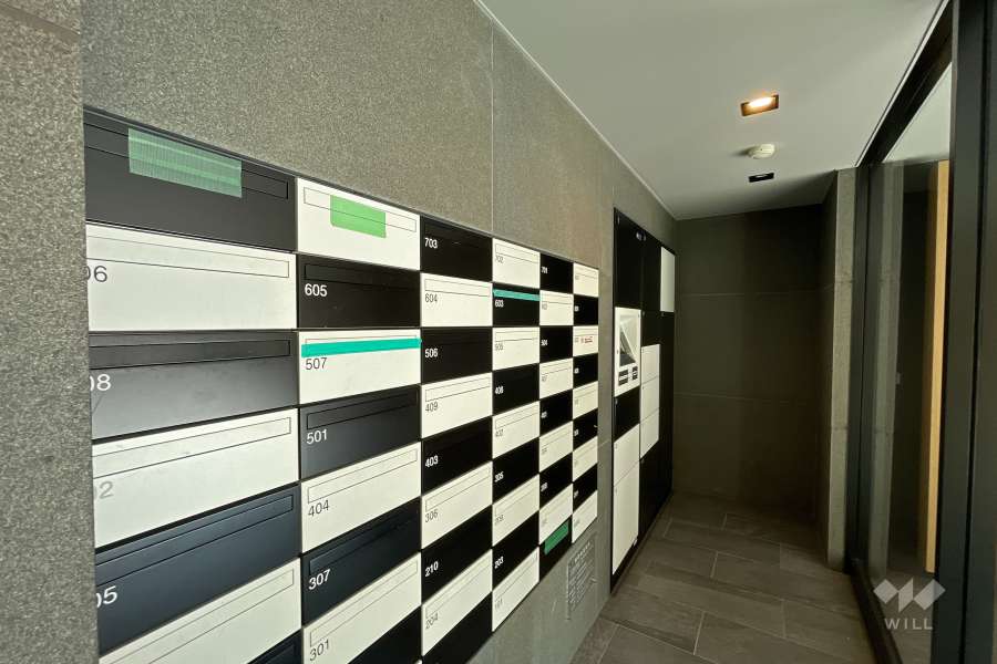 共用ポストと宅配ボックス