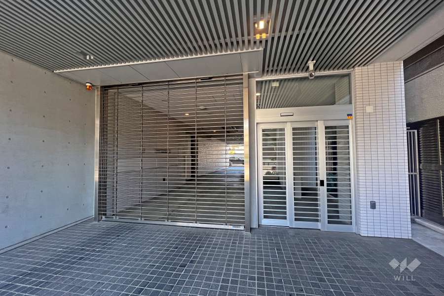 駐車場の出入り口