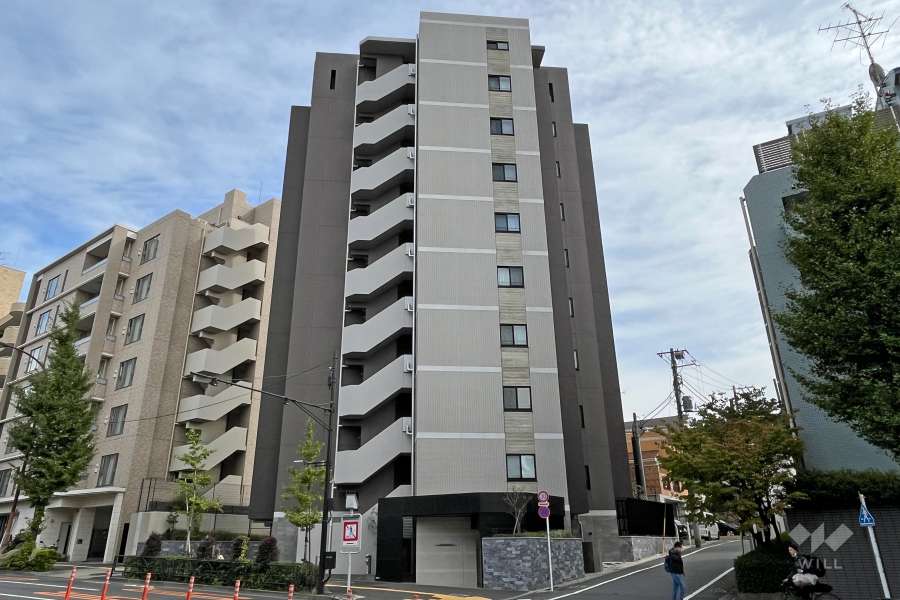オープンレジデンシア目黒平町の外観（北側から）