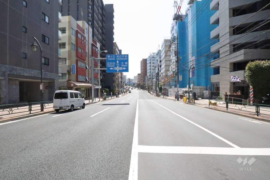敷地北西側の前面道路　