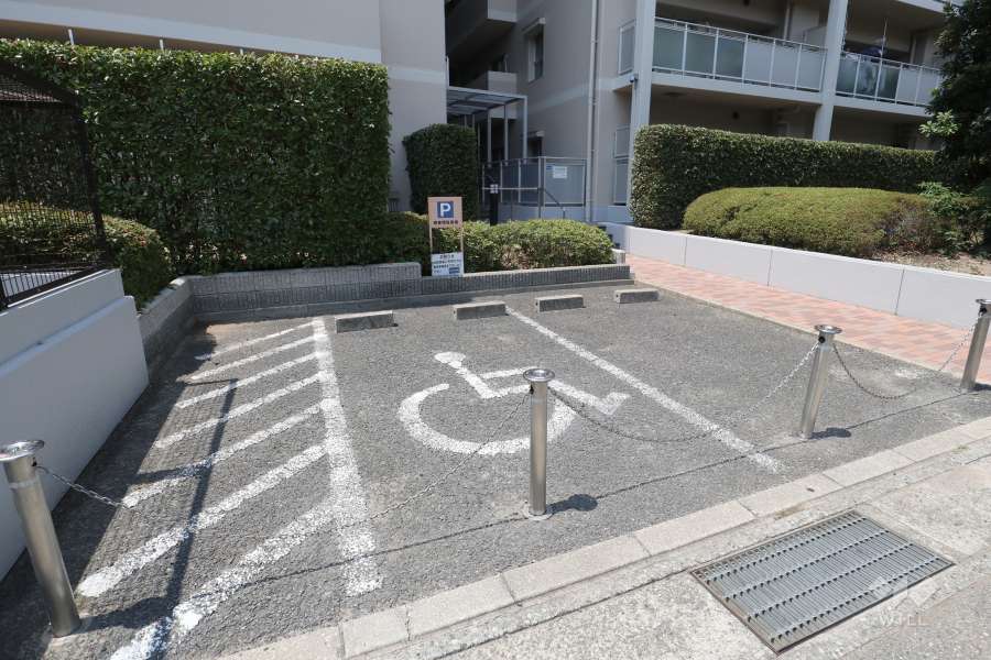 来客用駐車場