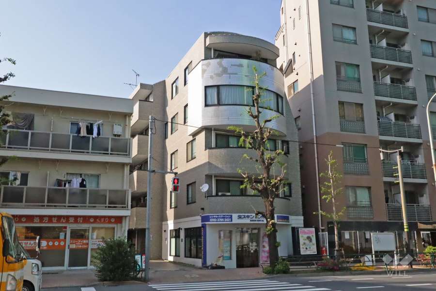 ラ・アトレ目黒通リの外観(南西側から)