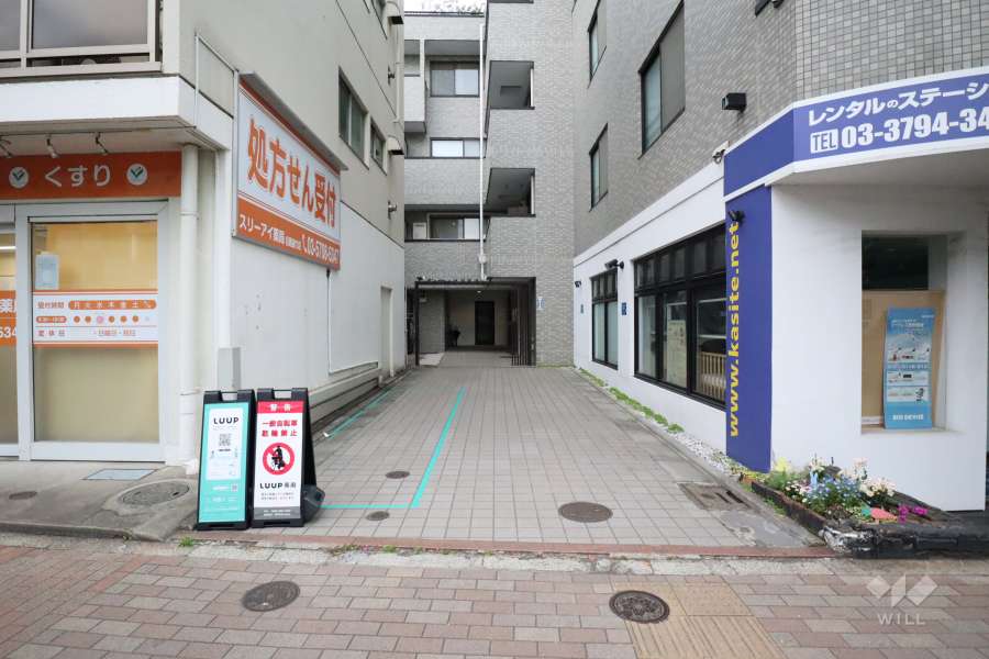 敷地の出入り口