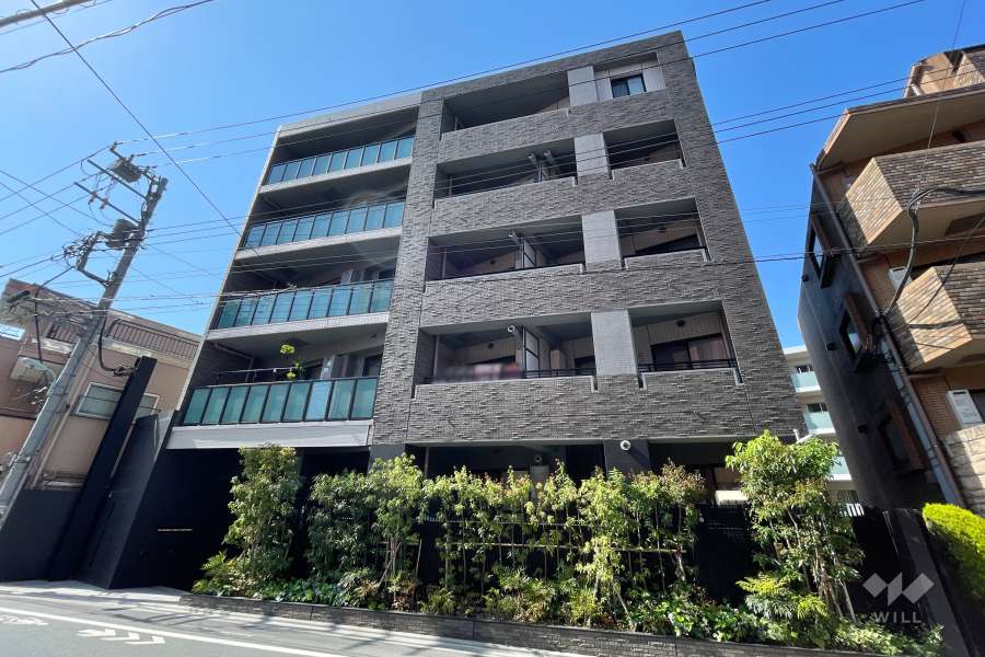 オープンレジデンシア目黒柿の木坂の外観（南側から）