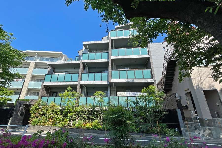 オープンレジデンシア目黒柿の木坂の外観（西側から）