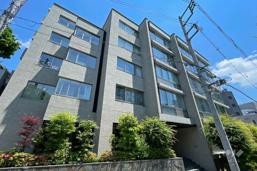 ローレルアイ目黒大橋ザテラスの外観（北西側から）