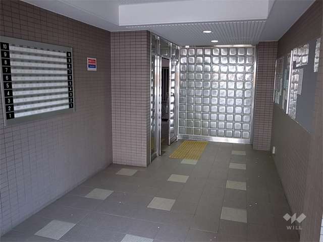 エントランスホール