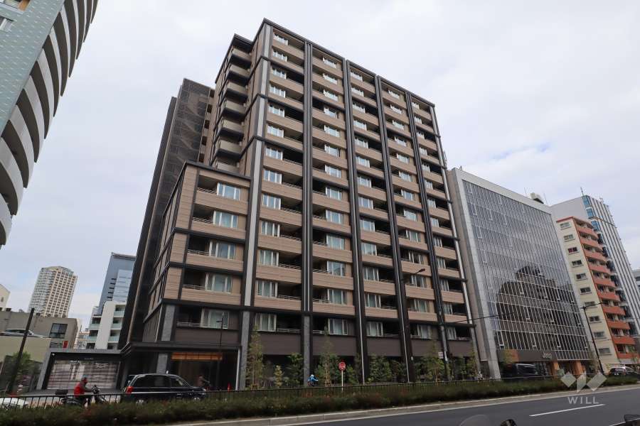 ザ・マジェスティオート目黒の外観（北西側から）