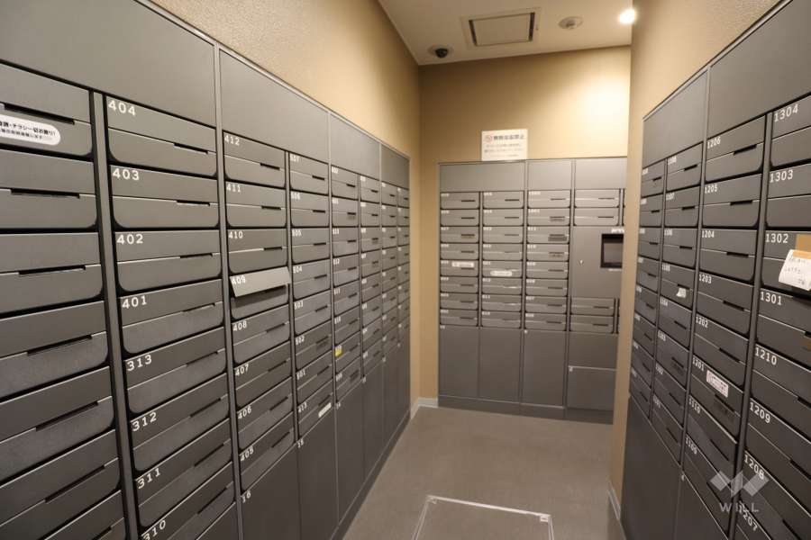 宅配ボックスと共用ポスト