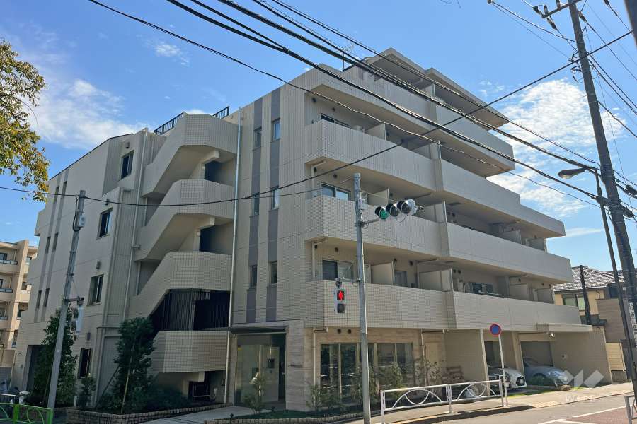 クレイシア目黒碑文谷の外観（北側から）