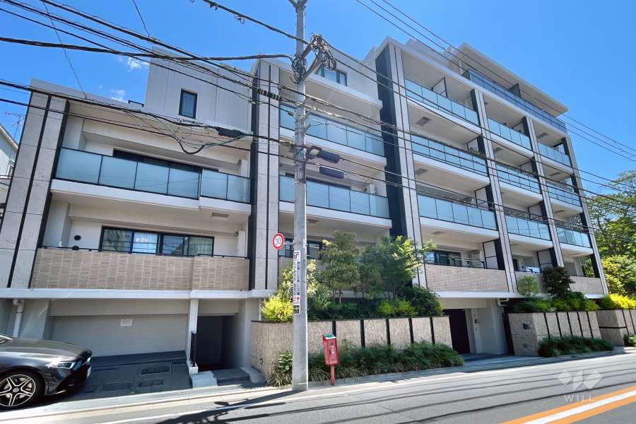 パークホームズ自由が丘の外観（北西側から）