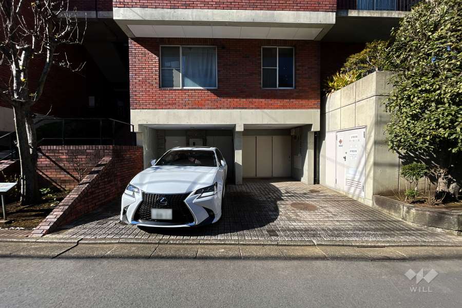 敷地内駐車場（屋外平面式）