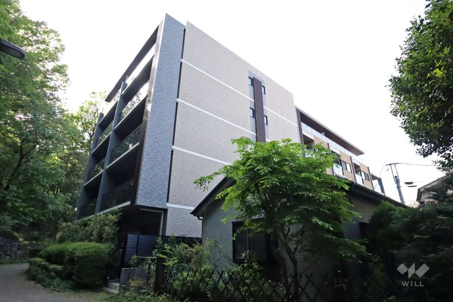 ユニーブル下目黒の外観（南東側から）