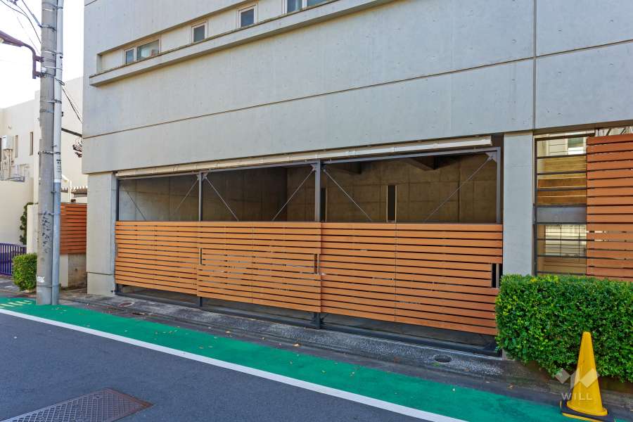 敷地内駐車場（屋内平面式）