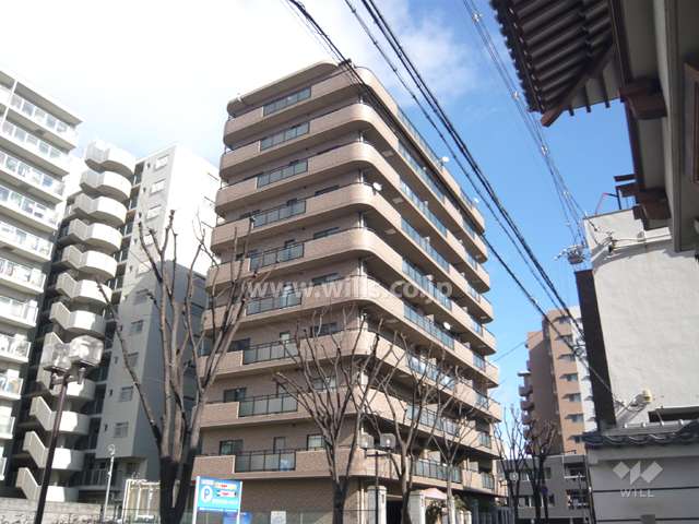 ライオンズマンション伊丹中央の外観（南西側から）