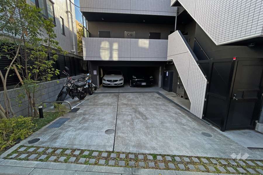 敷地内駐車場（屋内平面式）