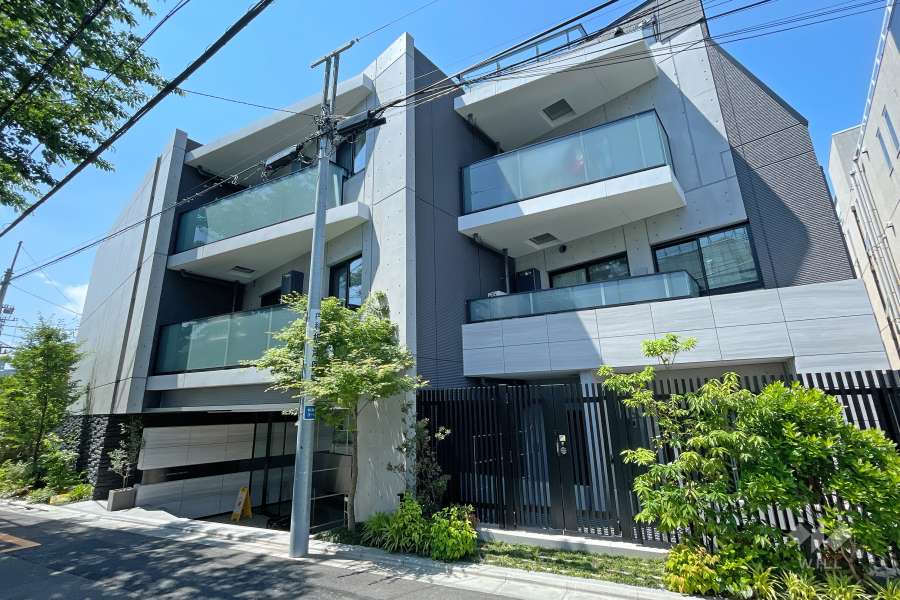 ピアース目黒青葉台の外観（北東側から）