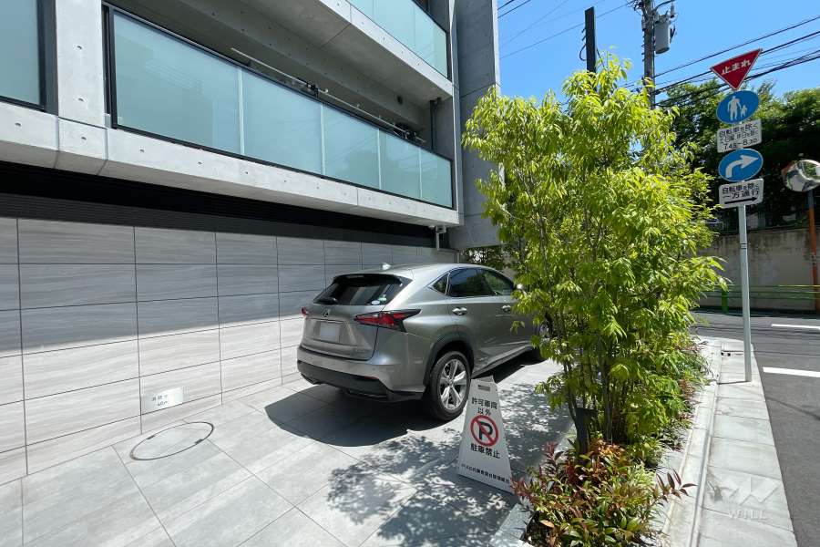 敷地内駐車場（屋外平面式）
