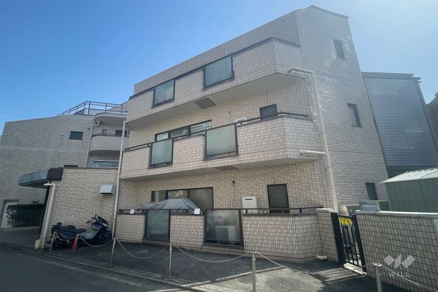 ベルメゾンの外観（北西側から）