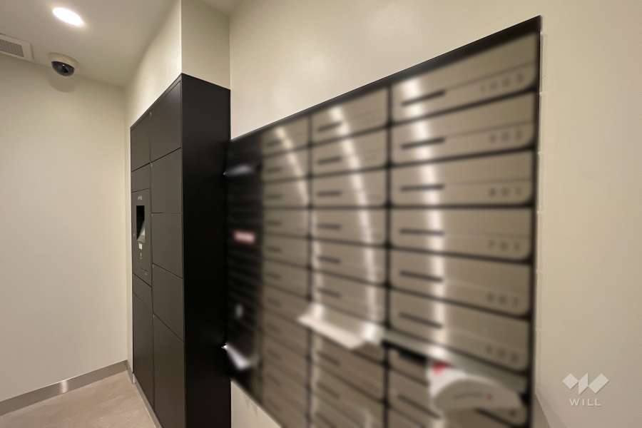 宅配ボックスと共用ポスト　