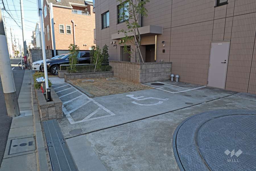 敷地内駐車場（屋外平面式）