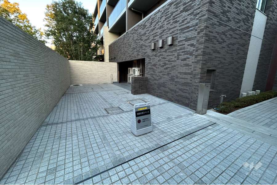 荷捌き車スペース