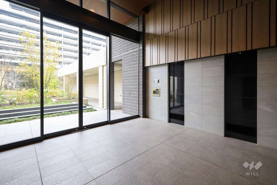 エントランスホール