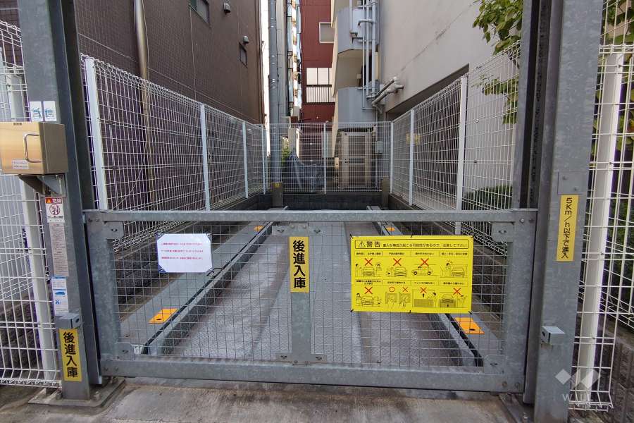 敷地内駐車場（屋外機械式）