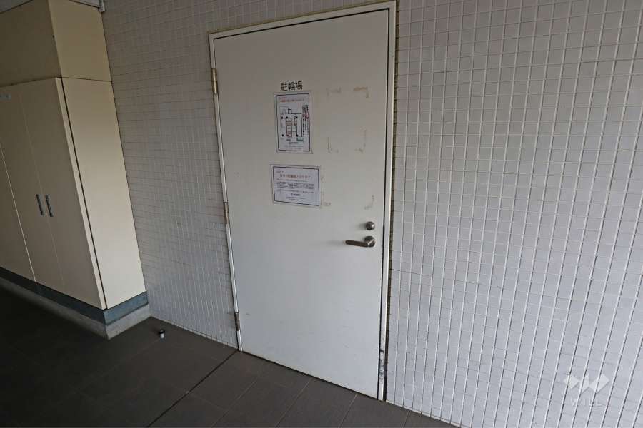 駐輪場の出入り口