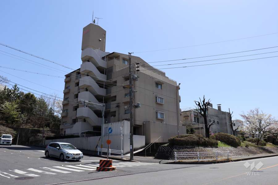 ラビデンス瀬戸菱野の外観（北西側から）
