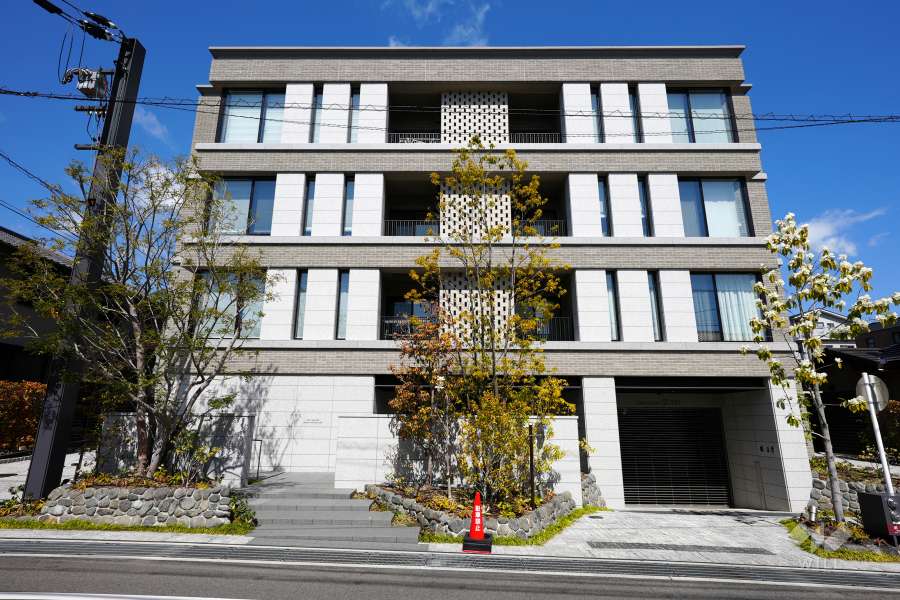 ジオグランデ芦屋船戸町の外観（南側から）