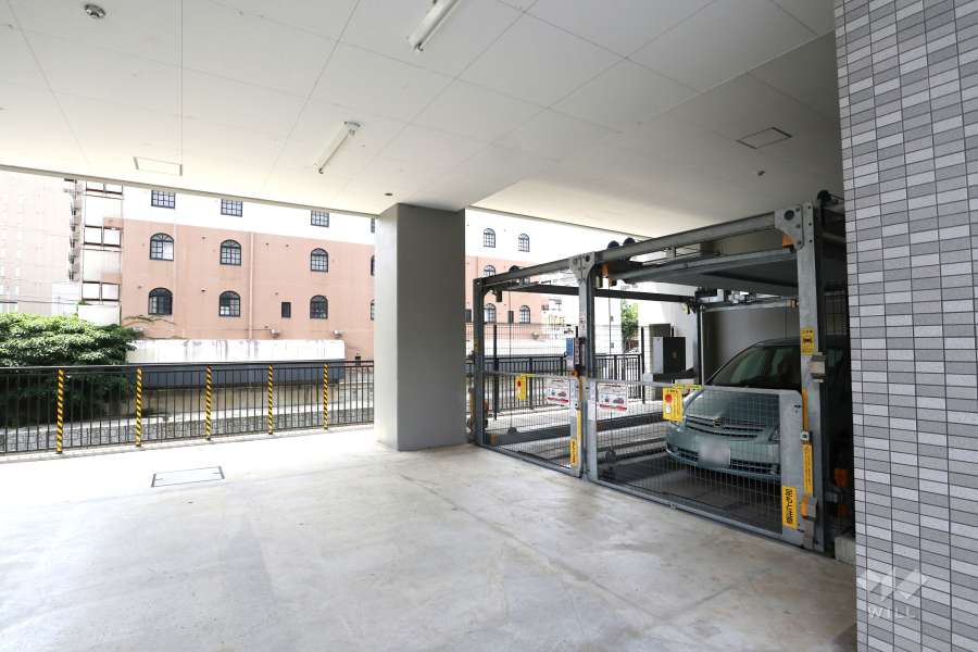 敷地内駐車場（屋内機械式）