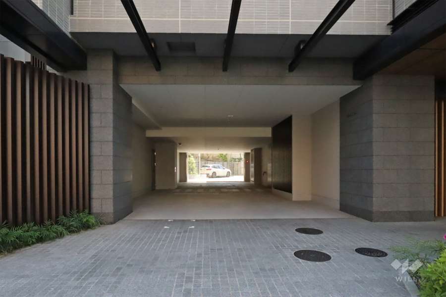 駐車場の出入り口