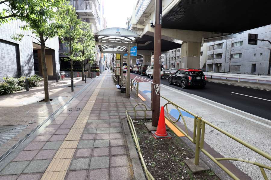 敷地7北西の側前面道路