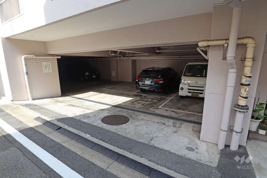 敷地内駐車場（屋内平面式）