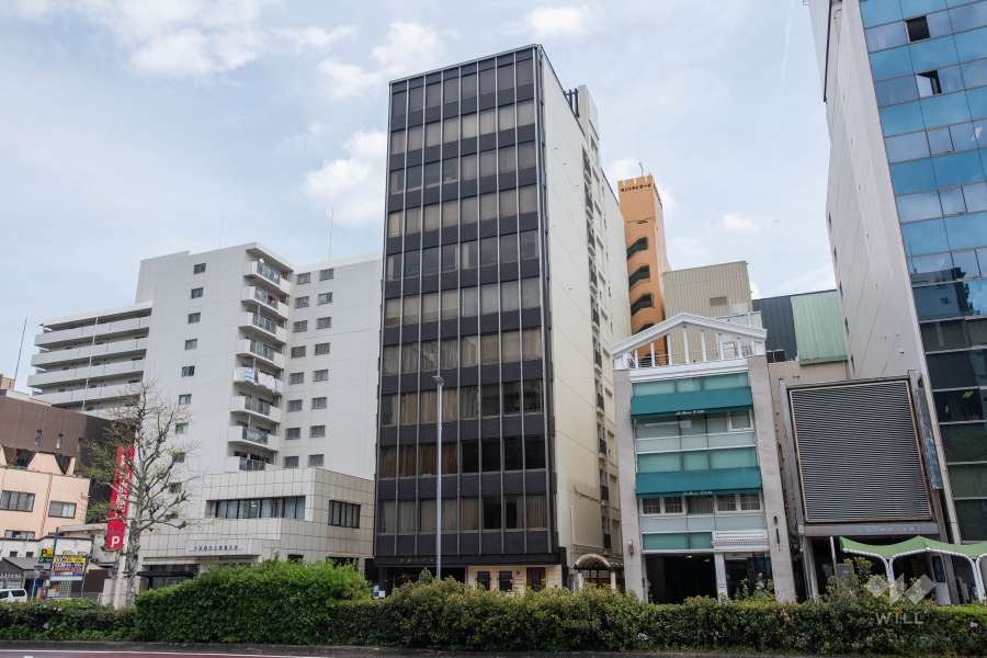 弁護士ビルの外観（南西側から）