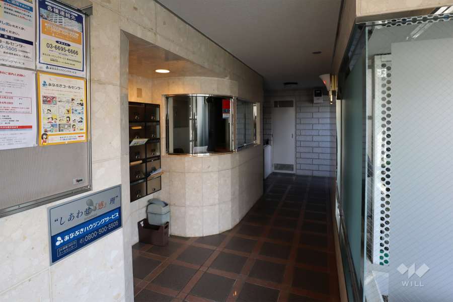 エントランスホール