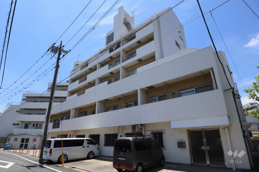 ウエスト経堂マンションの外観(北東側から)