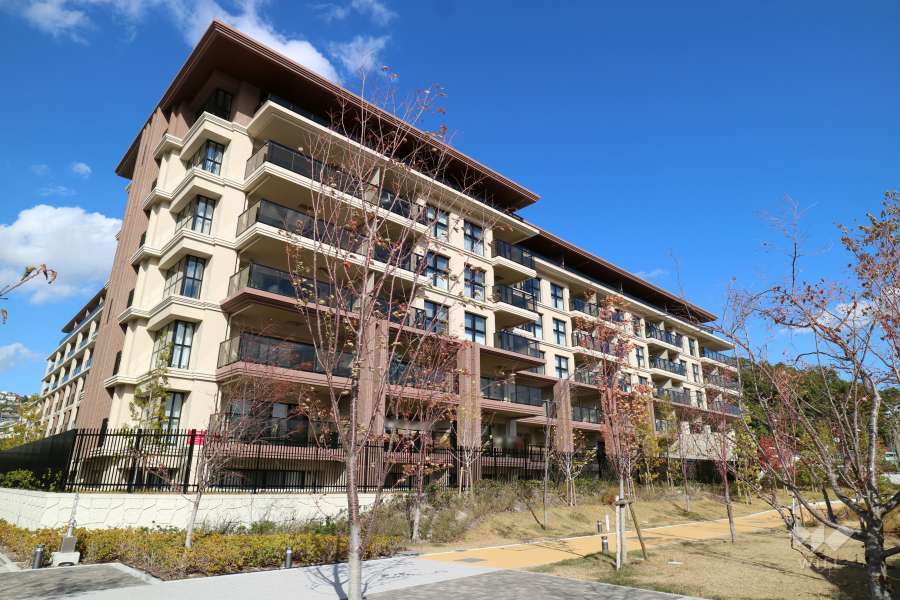 ヴェレーナシティ夙川パークナード-II街区の外観（南西側から）