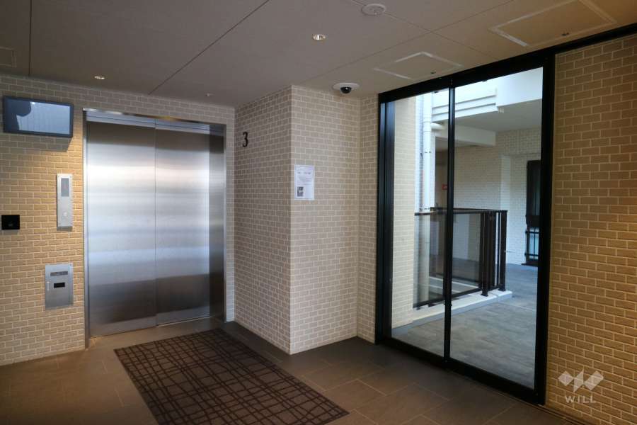 サブエントランス