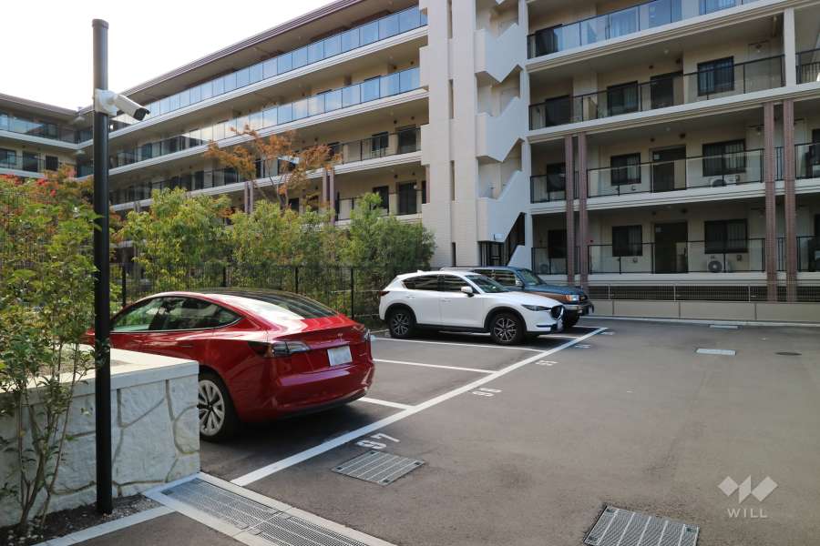 敷地内駐車場（屋外平面式）