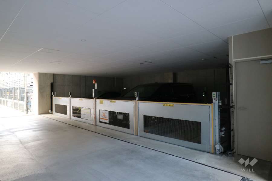 敷地内駐車場（屋内機械式）