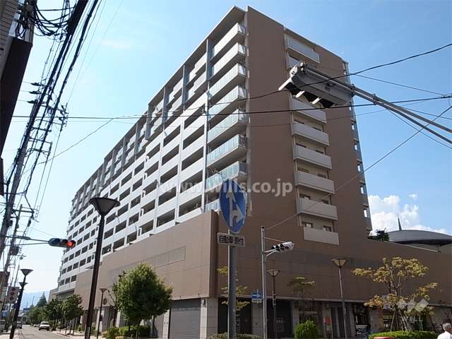 伊丹みやのまち3号館の外観（南東側から）